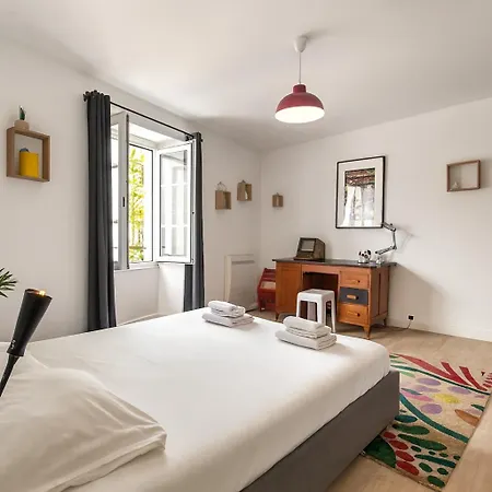 Souvenirs D'enfance-la Bonne Marienne-la Madeleine Apartament Angers