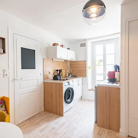 Souvenirs D'enfance-la Bonne Marienne-la Madeleine أنجير