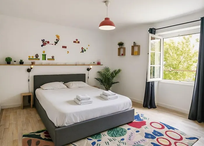 Souvenirs D'enfance-la Bonne Marienne-la Madeleine Apartment Angers